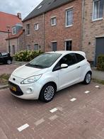 Ford Ka Titanium 1.2 69pk 2011 Parelmoer, Nieuwe APK, Auto's, Ford, Voorwielaandrijving, 1242 cc, 4 cilinders, 840 kg