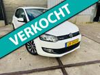 Volkswagen Polo 1.0 BlueMotion Airco+Navi+Cruiscontrole, Voorwielaandrijving, Gebruikt, 95 pk, Wit