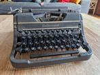 Underwood typemachine met originele doos, Diversen, Typemachines, Ophalen of Verzenden, Zo goed als nieuw