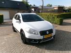 SUZUKI SX4 S-CROSS 1.6 EXCLUSIEF AUTOMAAT SUN.AIRCO-CRUISE., Auto's, Electronic Stability Program (ESP), 4 cilinders, 400 kg, Wit