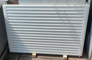 RADIATOR 89 cm br x 60 cm hg OF Dubbele RADIATOR 220x30x10 beschikbaar voor biedingen