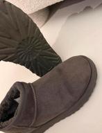 Uggs maat 40 origineel UGG, Kleding | Dames, Schoenen, Ophalen of Verzenden, Zo goed als nieuw, Overige kleuren