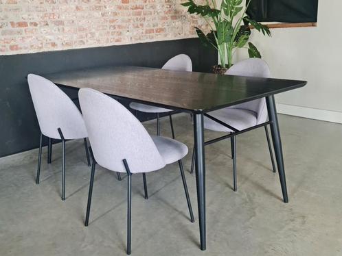 Eettafel met 4 stoelen.. in nette staat. 200cm lang, Huis en Inrichting, Tafels | Eettafels, Zo goed als nieuw, 50 tot 100 cm