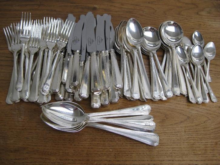 Verzilverd bestek, 12 pers., strak, klassiek, 118-delig, Antiek en Kunst, Antiek | Bestek, Ophalen of Verzenden