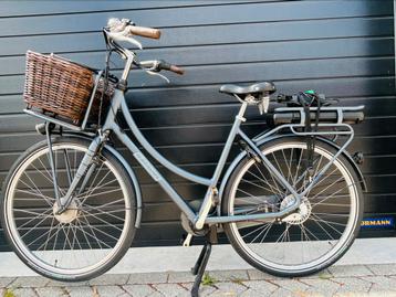 Elektrische fiets Batavus Packd in nieuwe staat mandje Top s beschikbaar voor biedingen