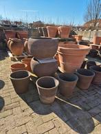 Italiaans Terra Cotta  potten Toscane terracotta bloempotten, Tuin en Terras, Bloempotten, Claassen Buitenbeleving, Rond, Nieuw