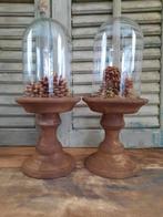 Twee stolpen op houten voet stolp cloche stoer sober, Ophalen, Gebruikt