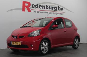 Toyota Aygo 1.0-12V Sport - 5 drs. - Airco / Radio cd / Lich beschikbaar voor biedingen