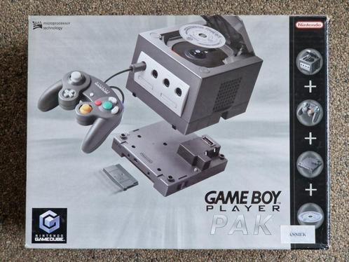MARIO SMASH football PAK & GAME BOY player pak, Spelcomputers en Games, Spelcomputers | Nintendo GameCube, Gebruikt, Zwart, Met 1 controller