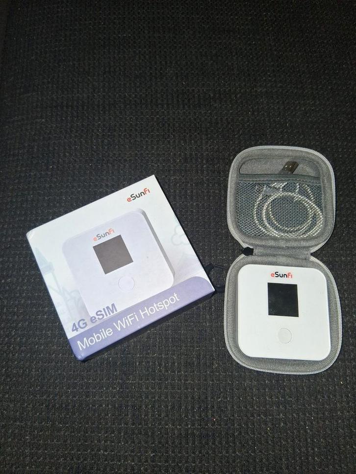 eSunFi 4G eSIM Mobiele WiFi Hotspot - Nieuwstaat, Computers en Software, Accesspoints, Zo goed als nieuw, Ophalen