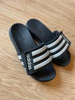 Adidas slippers 34/35 /36 kleine maat rood en zwart, Ophalen of Verzenden, Overige maten, Zwart