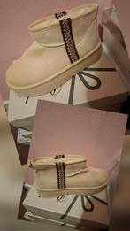 Dames uggs, Kleding | Dames, Ophalen of Verzenden, Zo goed als nieuw, Zwart