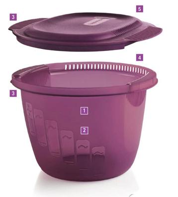 Pastamaker rond Tupperware beschikbaar voor biedingen