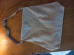 Nieuwe tas beige suede, district, laptoptas,schoudertas, Ophalen of Verzenden, Nieuw