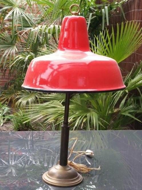Jaren 50 lamp met rode emaillen kap, Antiek en Kunst, Antiek | Overige Antiek, Ophalen of Verzenden