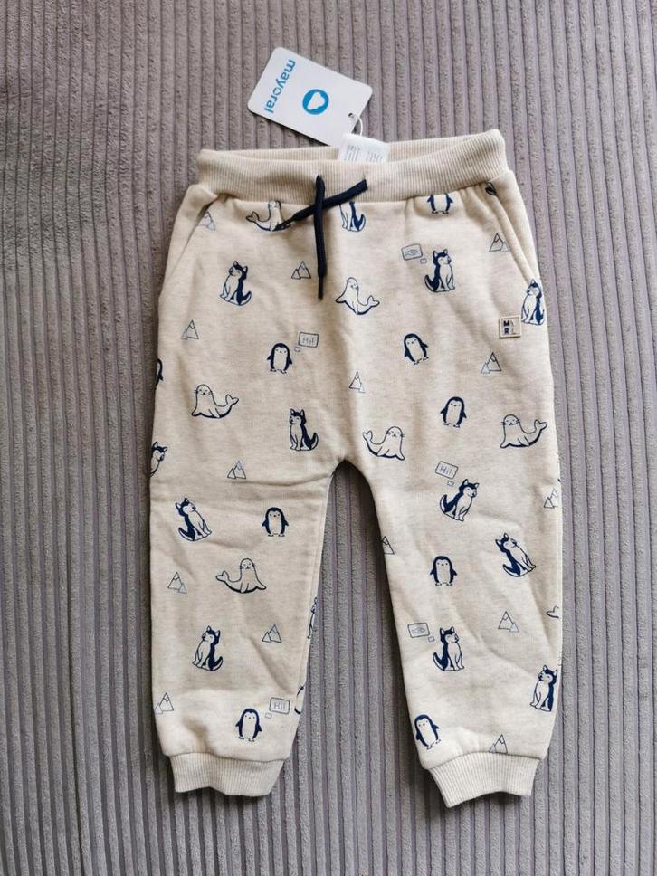 Mayoral broekje maat 86, Kinderen en Baby's, Babykleding | Maat 86, Nieuw, Jongetje, Broekje, Ophalen of Verzenden