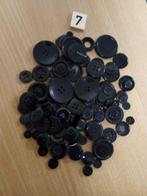 108 zwarte knopen samen, Ophalen of Verzenden, Knoop of Knopen