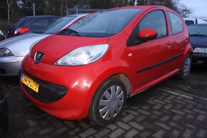Peugeot 107 1.0-12V XS 5 drs 105 dkm N.A.P. apk 6-9-2026, Auto's, Peugeot, Te koop, ABS, Airbags, Centrale vergrendeling, Elektrische ramen