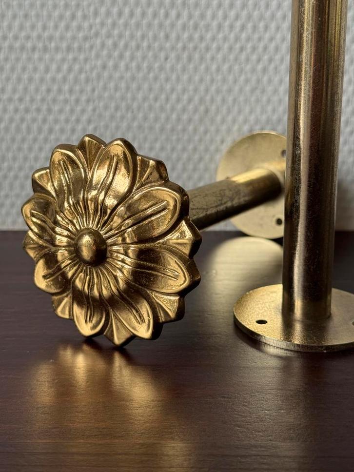 2 Vintage Koperen Gordijnhouders, Zonnebloem, Handoekenrek, Antiek en Kunst, Antiek | Koper en Brons, Ophalen of Verzenden