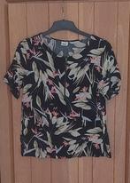 Zwarte Object shirt met bloemenprint - Maat 40, Kleding | Dames, T-shirts, Zwart, Object, Zo goed als nieuw, Korte mouw