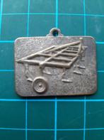 reclame sleutelhanger afb. landbouw eg ploeg?  *delaplace, Ophalen of Verzenden, Gebruikt, Gebruiksvoorwerp