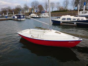 Te koop: Zeilboot "Allegro" – 5,9m met trailer en Yamaha bui beschikbaar voor biedingen