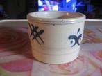 Keulse zout of boterpot diameter inwendig ca 8 cm, Antiek en Kunst, Ophalen of Verzenden