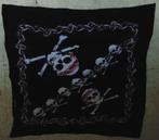 1 vierkante sjaal met skull, 49X52 cm., Ophalen of Verzenden, Gedragen, Sjaal