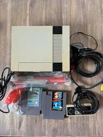 Nes met games en controller, Spelcomputers en Games, Spelcomputers | Nintendo NES, Met 1 controller, Ophalen of Verzenden, Zo goed als nieuw