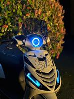 Angel eye wit/rgb piaggio zip, Ophalen of Verzenden