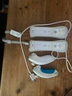 2x  Nintendo Wii Nunchuk-controller  2x Wii Remote., Spelcomputers en Games, Ophalen of Verzenden, Gebruikt, Zonder controller