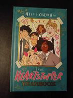 The Heartstopper Yearbook, Boeken, Ophalen of Verzenden, Zo goed als nieuw