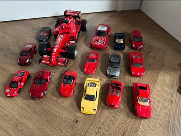 Miniatuur auto Ferrari mercedes formule 1 in koop beschikbaar voor biedingen