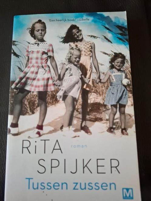 Rita Spijker - Tussen zussen, Boeken, Literatuur, Zo goed als nieuw, Nederland, Ophalen of Verzenden