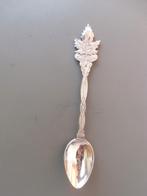 Lepeltje Canada Halifax Maple Leaf, Verzamelen, Verzenden, Gebruikt