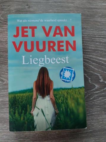Jet van Vuuren - Liegbeest beschikbaar voor biedingen