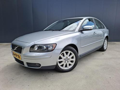 Volvo S40 2.4i 170 PK 5 CILINDER AUTOMAAT Summum XENON LEER, Auto's, Volvo, Te koop, S40, ABS, Airbags, Airconditioning, Alarm