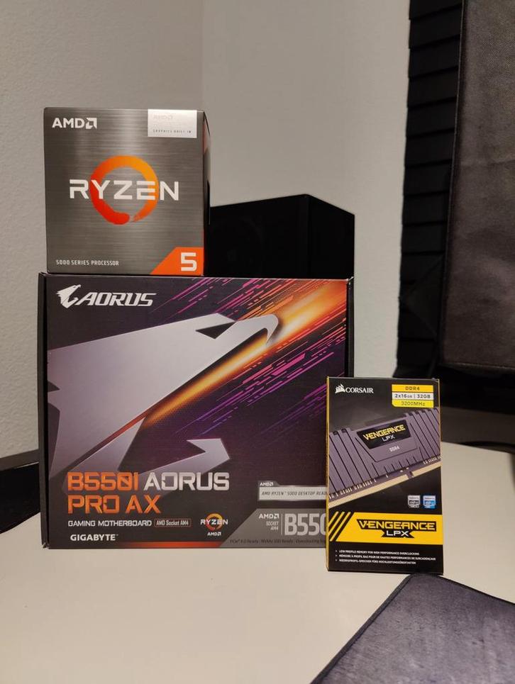 Mini ITX Systeem: Ryzen 5 5600G, B550I, 32GB RAM, Computers en Software, Processors, Ophalen of Verzenden