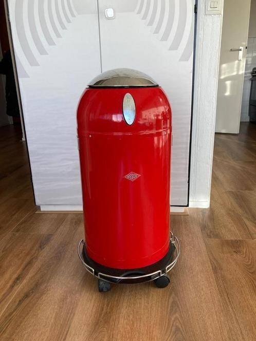 Rode Wesco prullenbak, Huis en Inrichting, Woonaccessoires | Prullenbakken, Gebruikt, Metaal, 50 tot 75 cm, 40 liter of meer, Ophalen