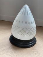 3 plafond lampen met geslepen melk glas, Ophalen