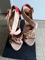 Hoge sleehakken wedges maat 38(high heels,pumps,sandalen), Kleding | Dames, Schoenen, Pumps, Wit, Ophalen of Verzenden, Zo goed als nieuw
