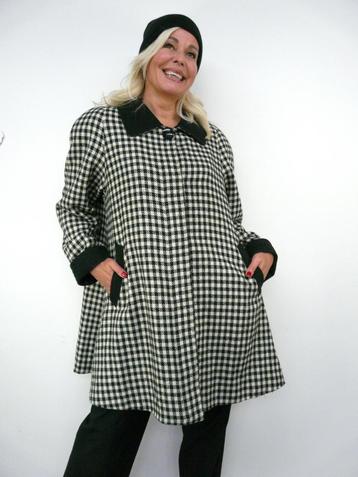 *Abfab Vintage Klokkende Mantel M* beschikbaar voor biedingen