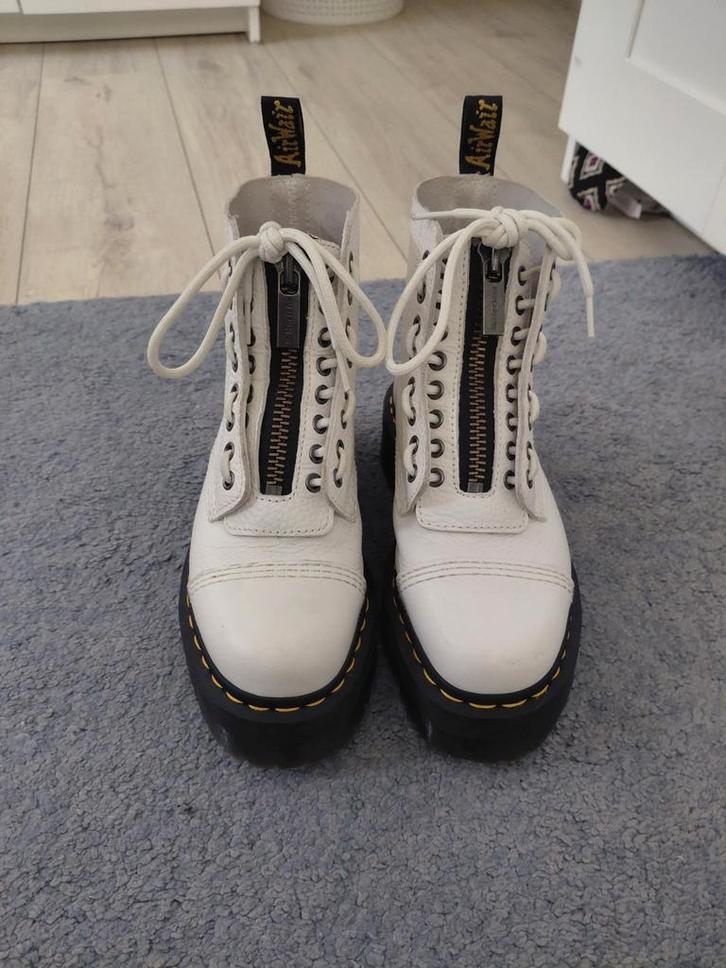 Dr. Martens Sinclair Wit - Maat 38, Kleding | Dames, Schoenen, Nieuw, Lage of Enkellaarzen, Wit, Ophalen of Verzenden
