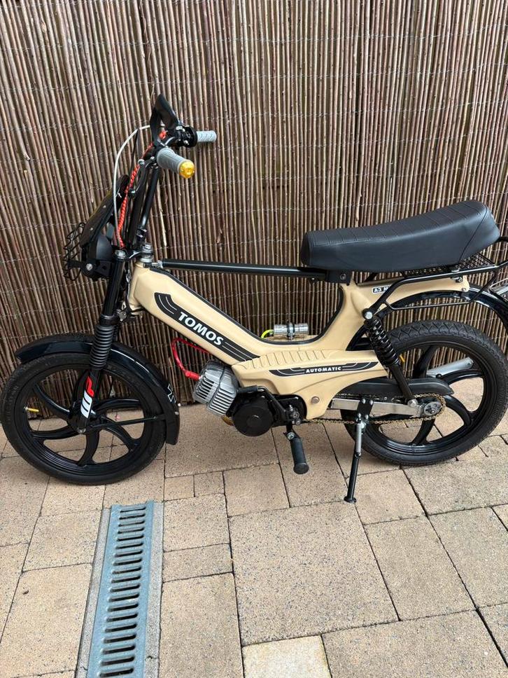 Prachtige Tomos A-35 blauw kenteken, Fietsen en Brommers, Brommers | Tomos, Zo goed als nieuw, Standard, Ophalen