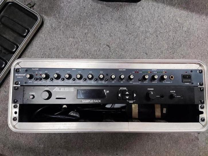 Alesis Sample Rack & Studiocraft Mixer, Muziek en Instrumenten, Mengpanelen, Gebruikt, 5 tot 10 kanalen, Microfooningang, Ophalen