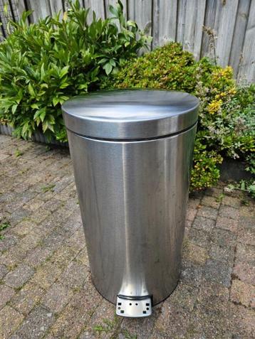 Brabantia Pedaalemmer 30 L beschikbaar voor biedingen