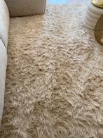 Beige hoogpolig vloerkleed - 160x230 cm - Zo goed als nieuw, Huis en Inrichting, Stoffering | Vloerbedekking, Ophalen of Verzenden
