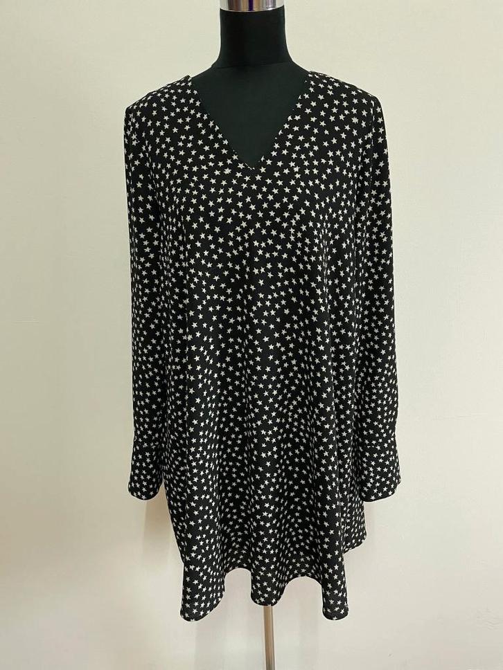 J244 - Zwart-witte Essentiel jurk maat 40 nwprijs €300 (1), Kleding | Dames, Jurken, Zo goed als nieuw, Maat 38/40 (M), Zwart