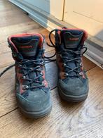 Lowa bergschoenen maat 34, Ophalen of Verzenden, Gebruikt, Schoenen