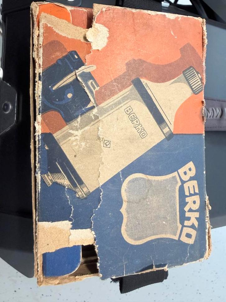 Vintage Berko Fiets Dynamo in Originele Doos, Fietsen en Brommers, Fietsaccessoires | Fietsverlichting, Gebruikt, Ophalen of Verzenden
